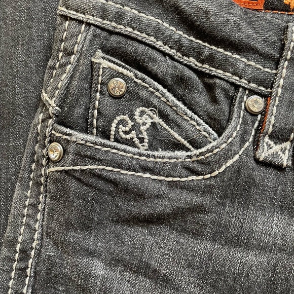 🍁🍂💙- **Rock Revival Sasha Straight Jeans Dark Wash size 28 with 33” inseam - Picture 6 of 7